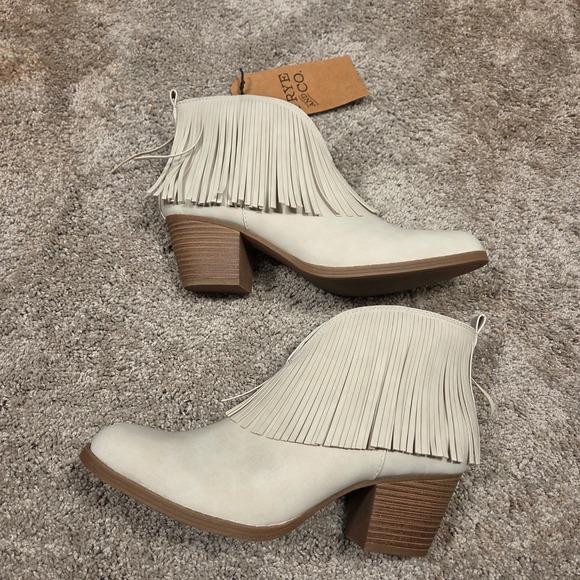 Frye & Co Demmy Fringe Ankle Boots Women's 10 Cream Western Boho Block Heel Zip - Picture 4 of 8